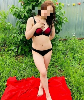 Ира, 22 года, 2 размер груди